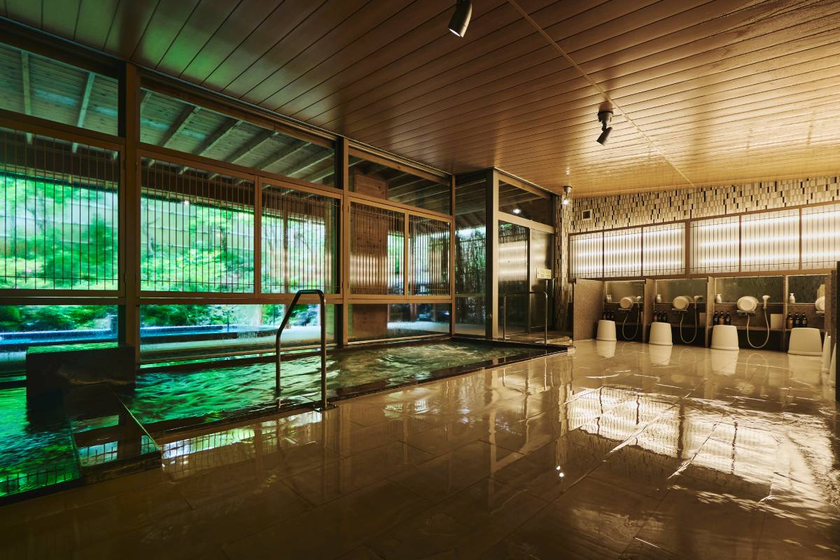 温泉 「秀麗の湯」　女性風呂